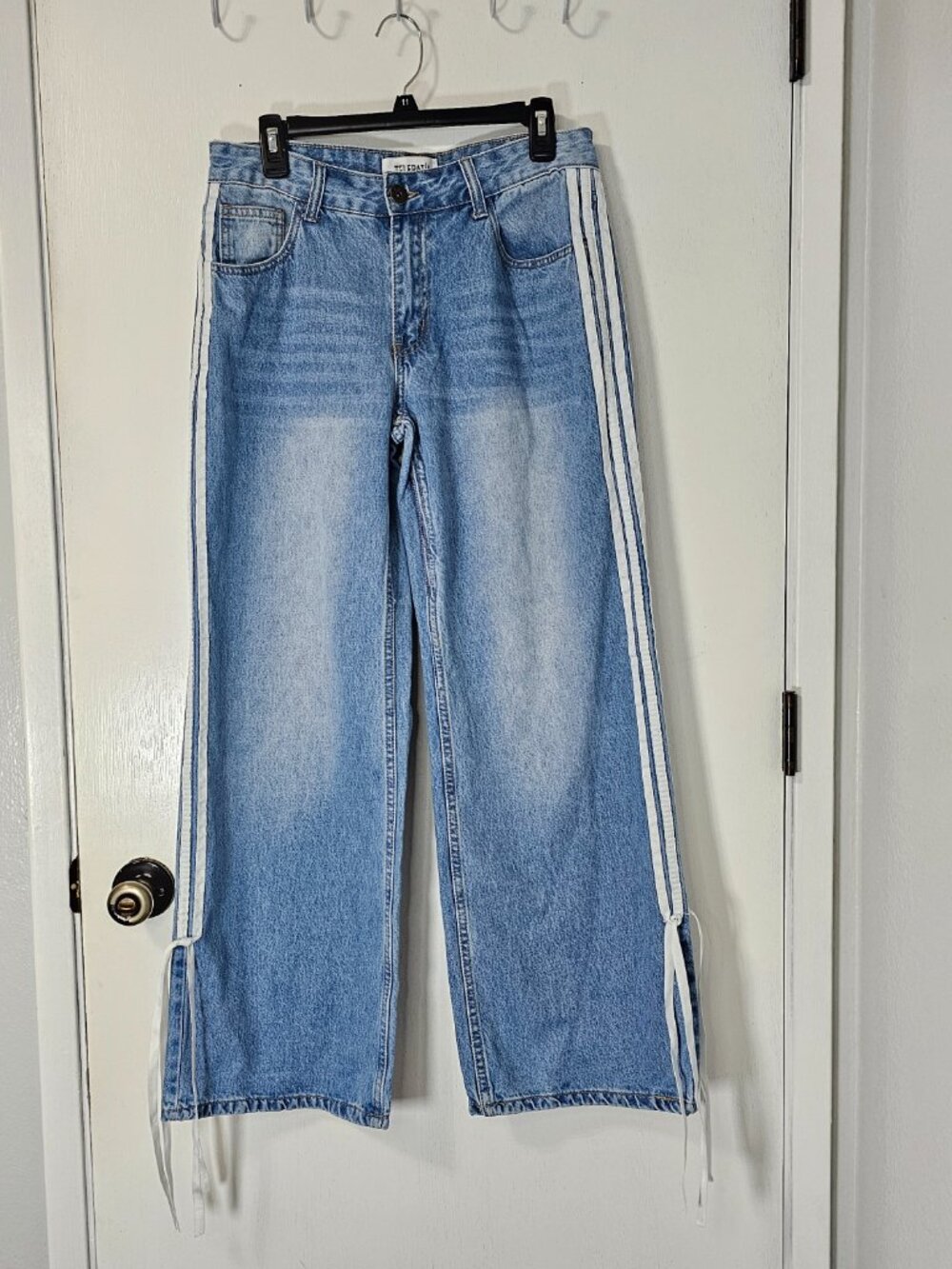 Telepatía Blue Denim Mid-Rise Wide Leg Jeans with Side Stripe Detail - Size 9/29 - Picture 2 of 10